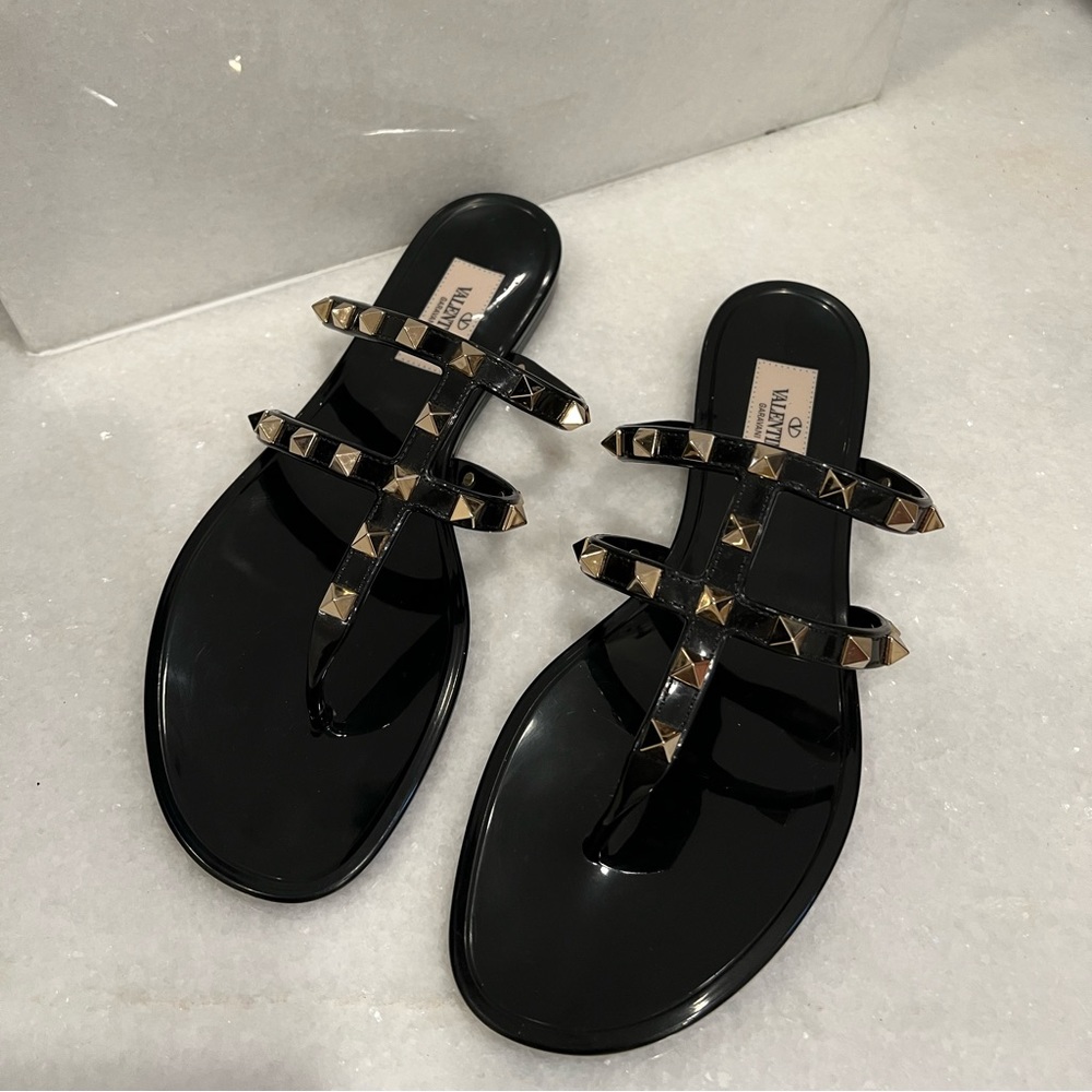 SOLD -Valentino Garavani summer rockstud thong sandals
